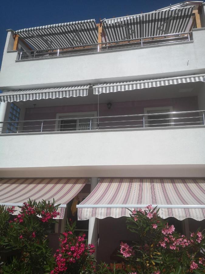 Apartmani Ima Rovanjska Exterior foto